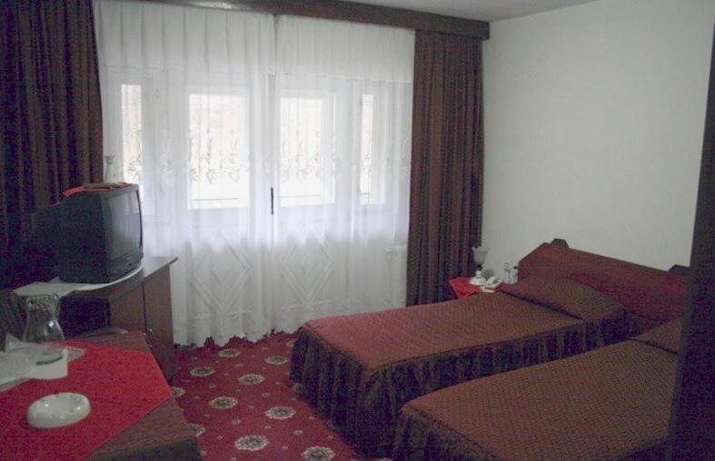 Pensiunea Tranzit Sinaia Poiana Tapului Номер фото